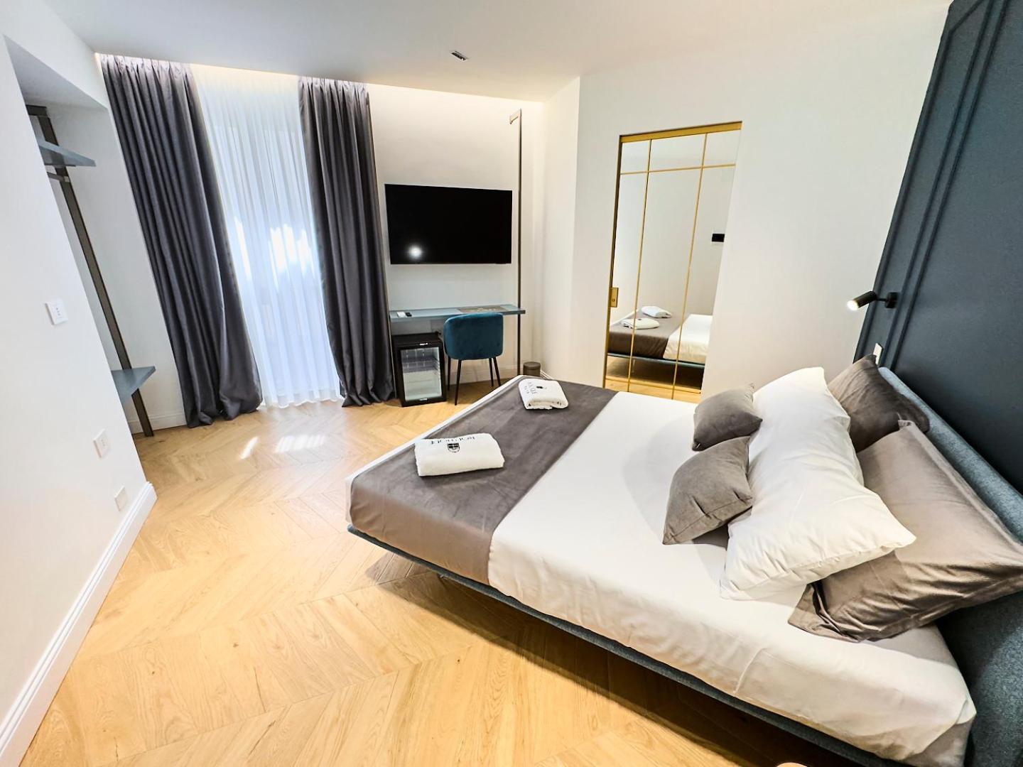 Boutique Suites - Palazzo Rodota 1783 Cosenza Exterior foto